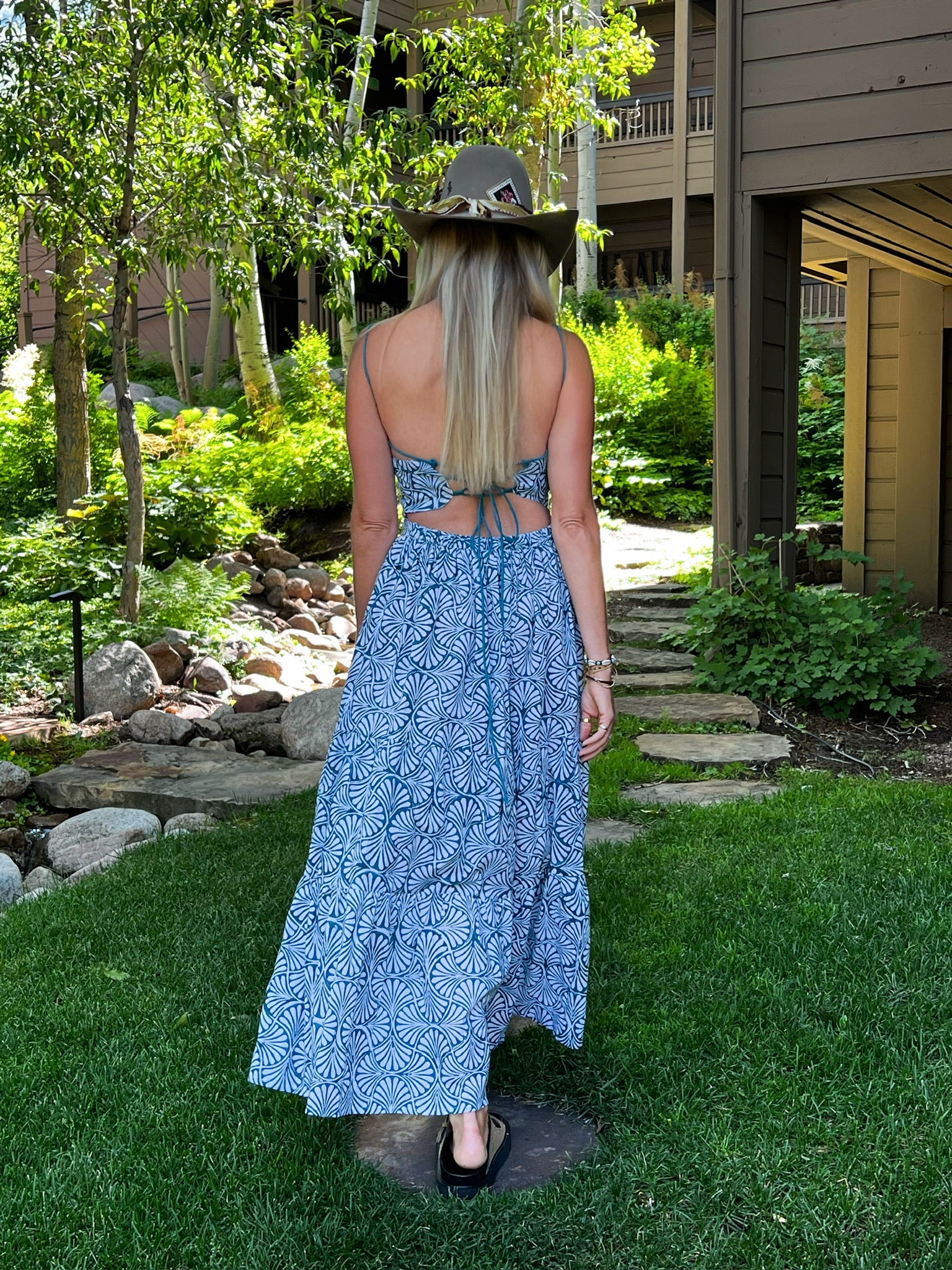Astrid Criss Cross Maxi Dress - Sur La Vague