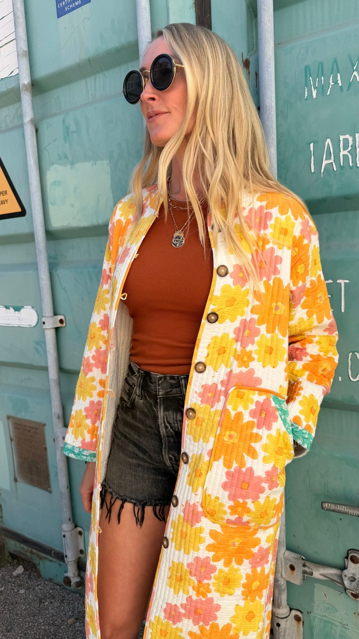 Sunny Carpet Coat - Sur La Vague
