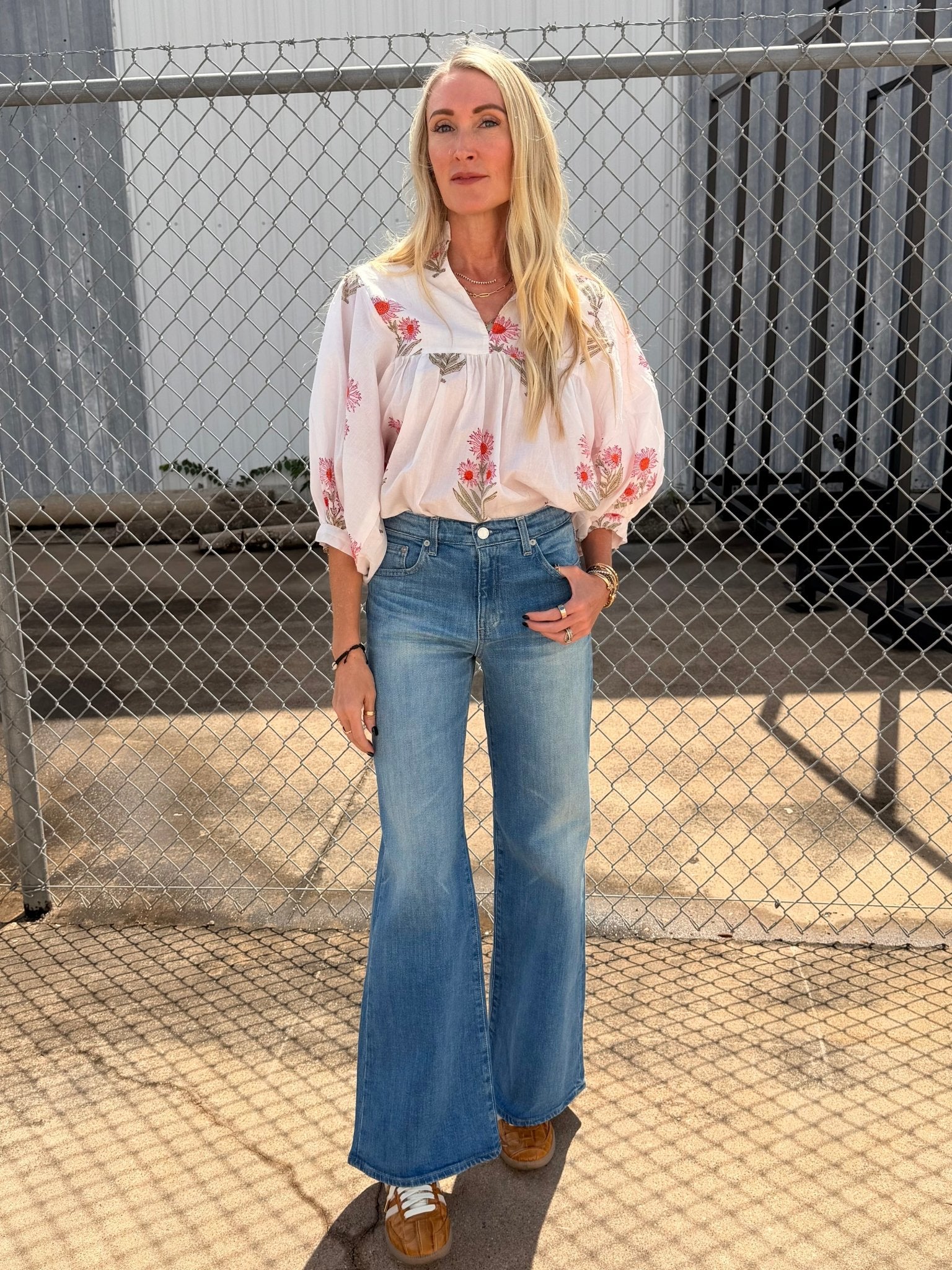 Diana Classic Blouse - Sur La Vague