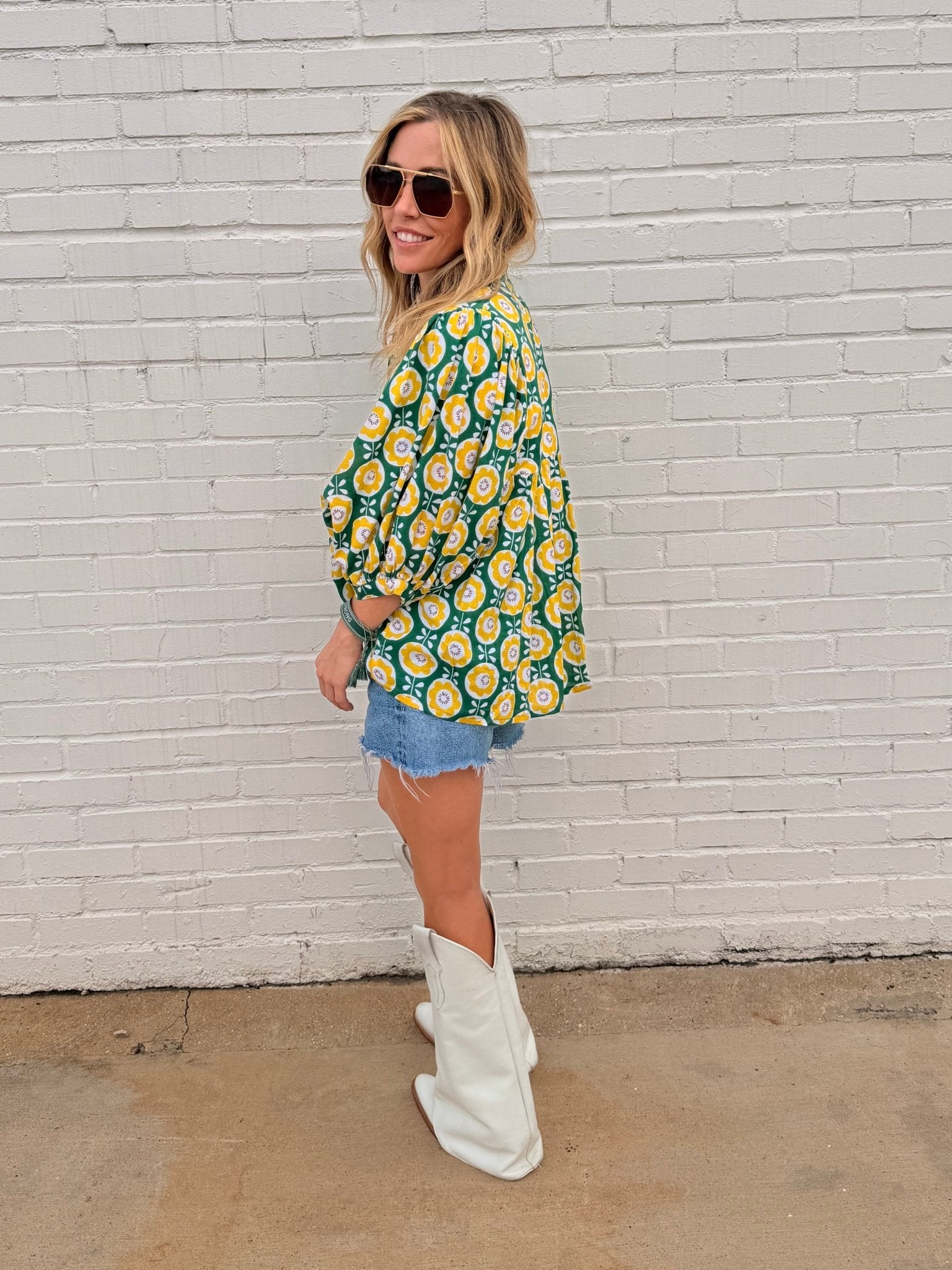 Katie Classic Blouse - Sur La Vague