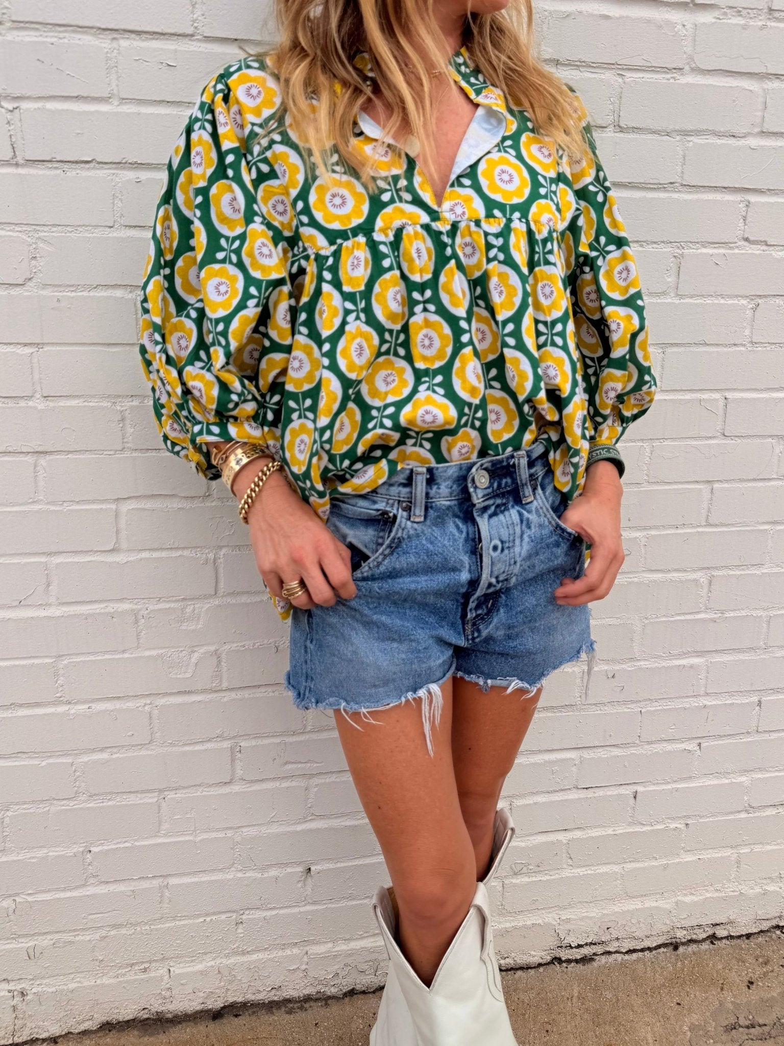 Katie Classic Blouse - Sur La Vague