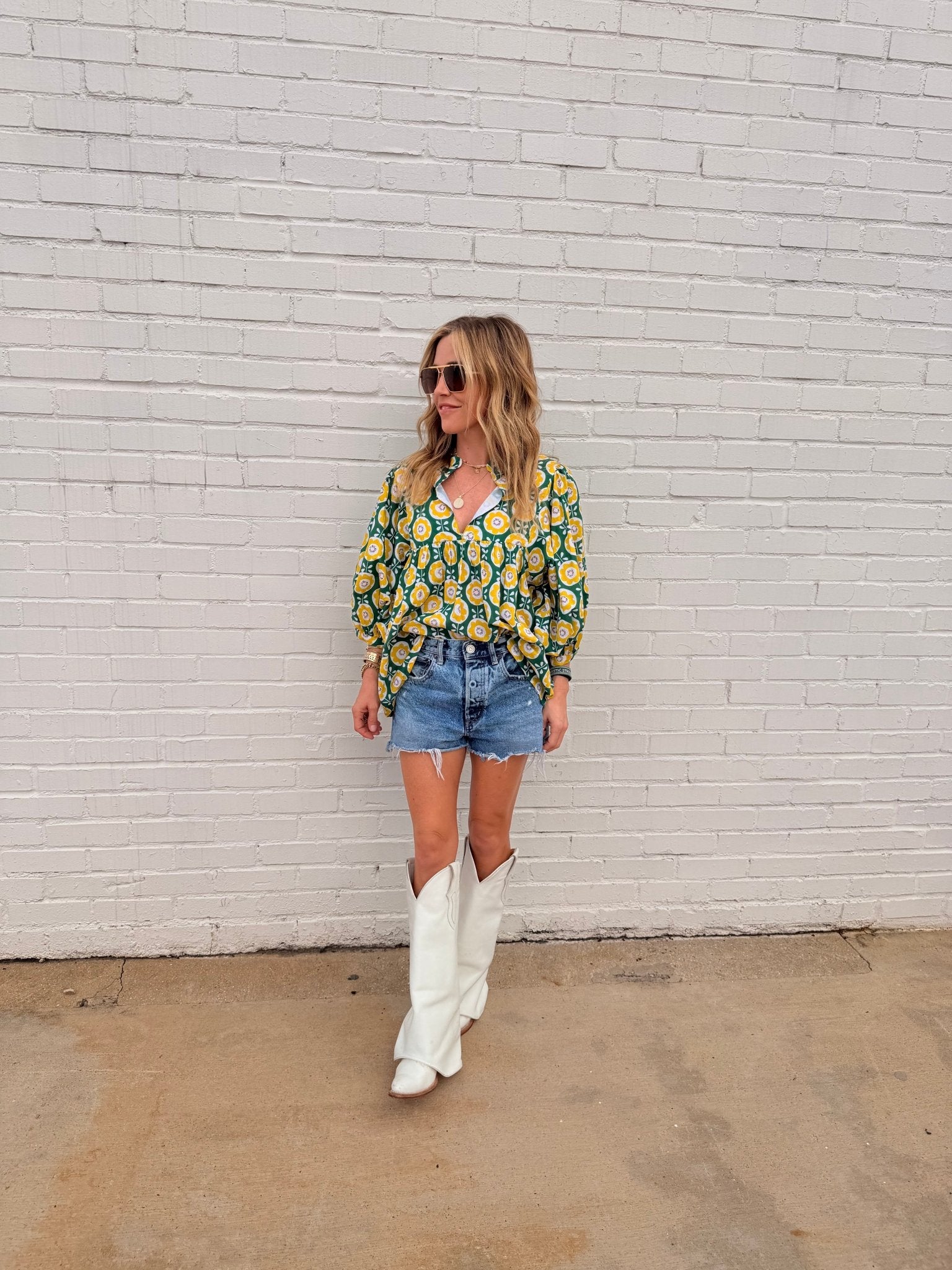 Katie Classic Blouse - Sur La Vague